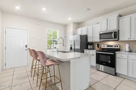 2846 Black Buck Circle Jacksonville FL 32225