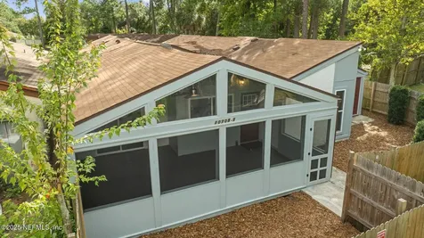 10708 Whispering Woods Place Jacksonville FL 32246