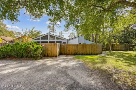 10708 Whispering Woods Place Jacksonville FL 32246