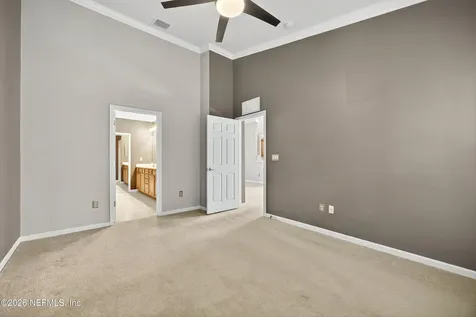 8495 Little Swift Circle Jacksonville FL 32256