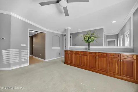 8495 Little Swift Circle Jacksonville FL 32256