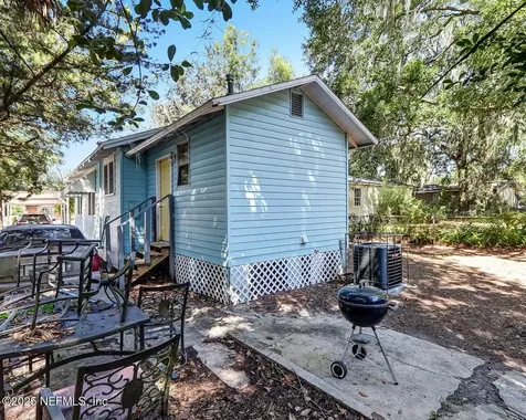 434 W 60th Street Jacksonville FL 32208