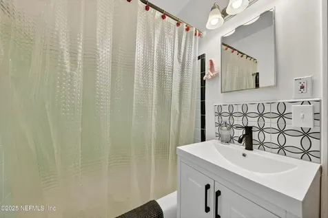 5261 Pennant Drive Jacksonville FL 32244