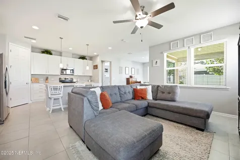 2955 Laurel Springs Drive Green Cove Springs FL 32043