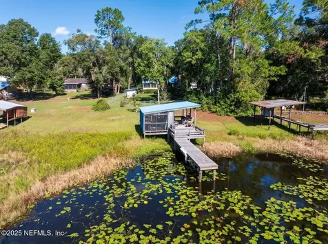 832 Lake Shore Terrace Interlachen FL 32148