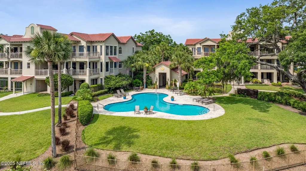 5073 First Coast Highway Fernandina Beach FL 32034