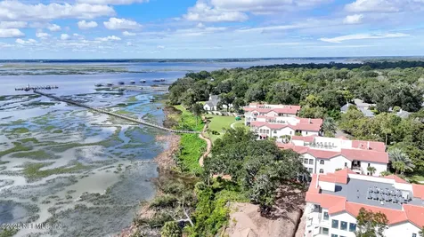 5073 First Coast Highway Fernandina Beach FL 32034