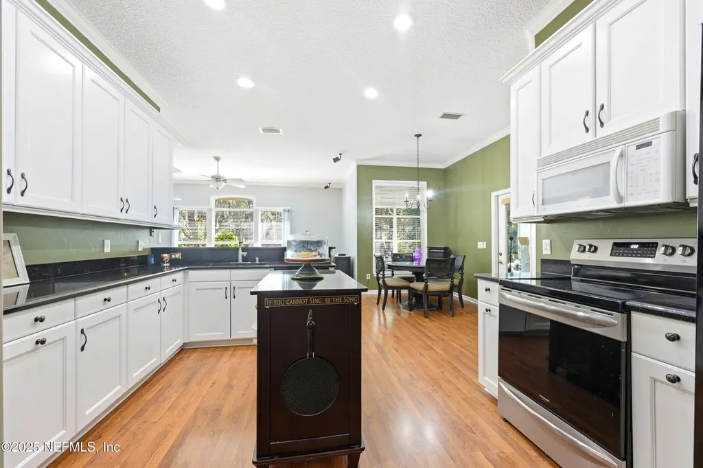 4511 Mainmast Lane Jacksonville FL 32277