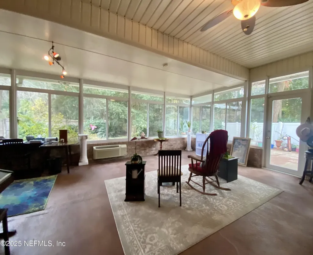 4511 Mainmast Lane Jacksonville FL 32277