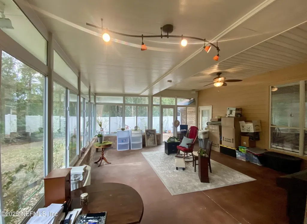 4511 Mainmast Lane Jacksonville FL 32277