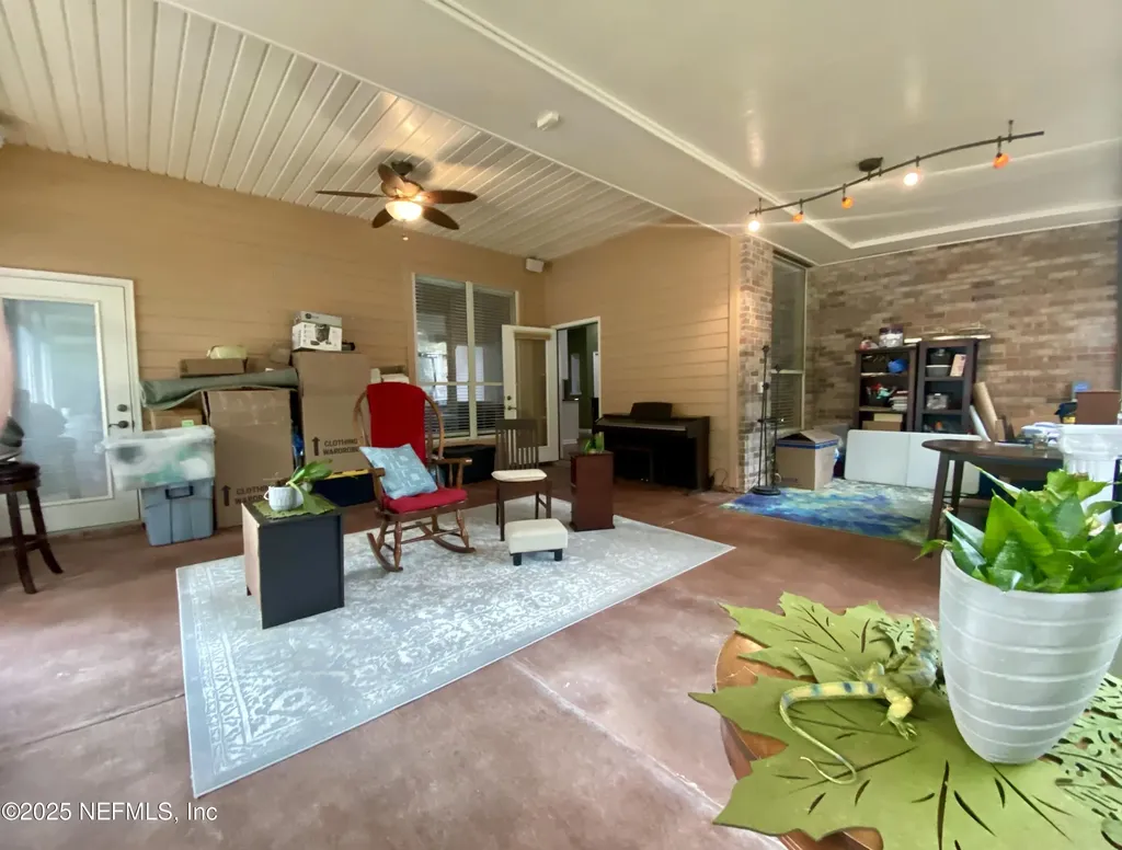 4511 Mainmast Lane Jacksonville FL 32277
