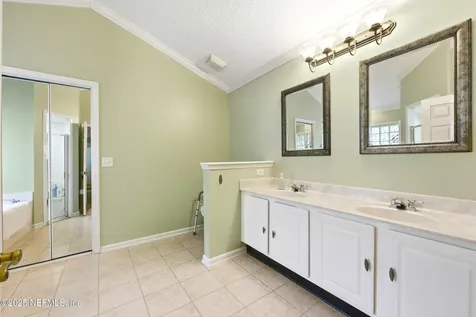 4511 Mainmast Lane Jacksonville FL 32277