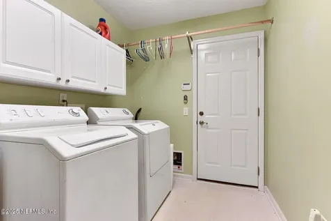 4511 Mainmast Lane Jacksonville FL 32277