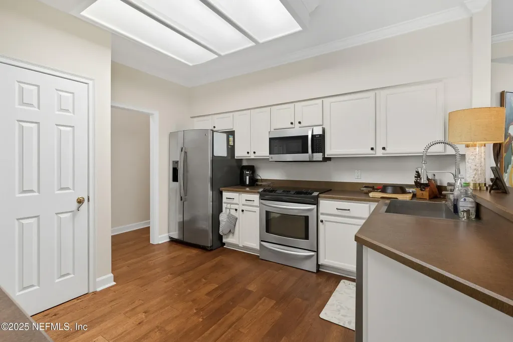 8423 Mizner Circle E Jacksonville FL 32217