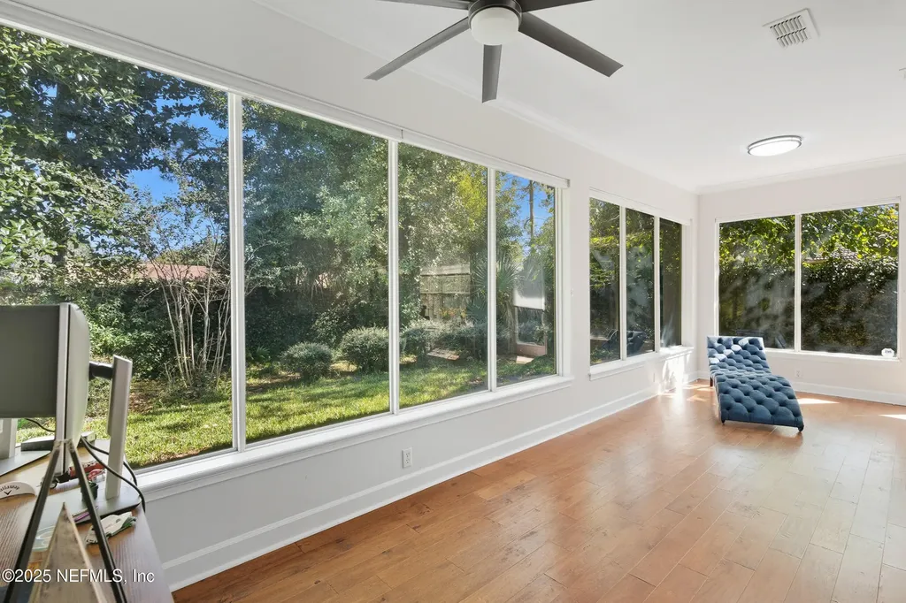 8423 Mizner Circle E Jacksonville FL 32217