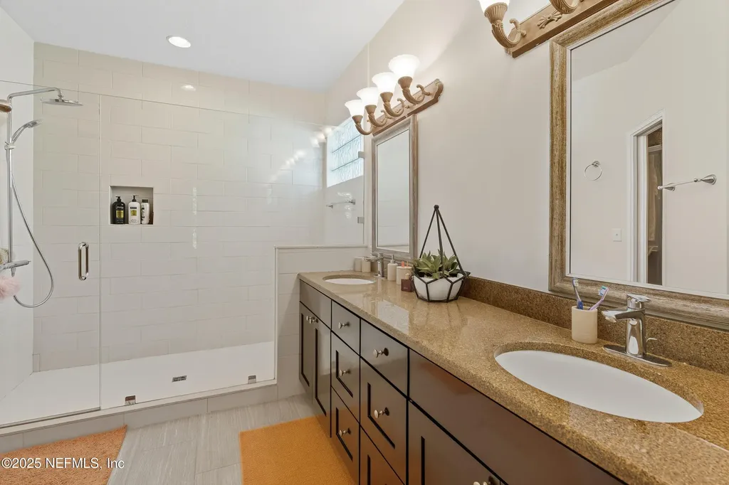 8423 Mizner Circle E Jacksonville FL 32217