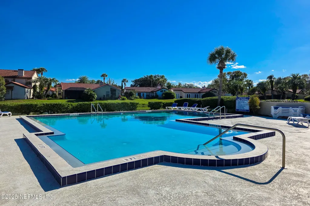 8423 Mizner Circle E Jacksonville FL 32217