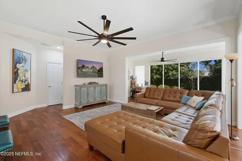 8423 Mizner Circle E Jacksonville FL 32217