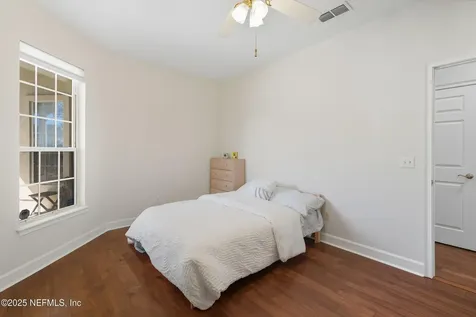 8423 Mizner Circle E Jacksonville FL 32217