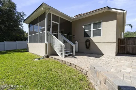 1733 Forest Creek Drive Jacksonville FL 32225