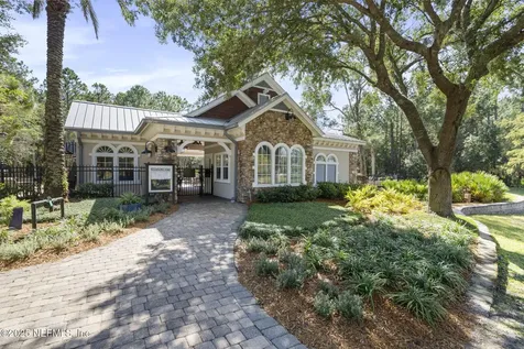 1733 Forest Creek Drive Jacksonville FL 32225