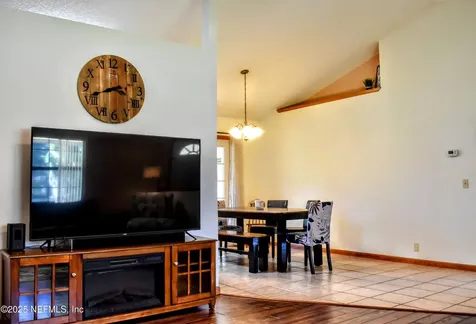 112 W Camelot Drive Palatka FL 32177