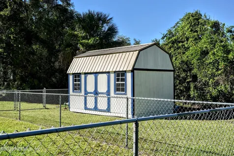 112 W Camelot Drive Palatka FL 32177
