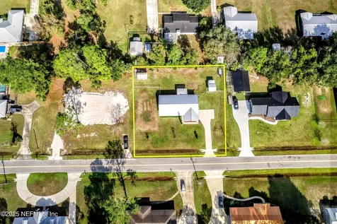 112 W Camelot Drive Palatka FL 32177