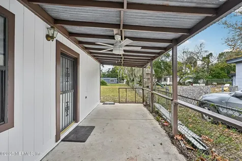 1614 Loyola Drive N Jacksonville FL 32218