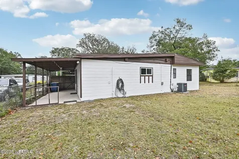1614 Loyola Drive N Jacksonville FL 32218