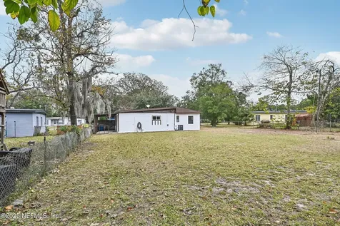 1614 Loyola Drive N Jacksonville FL 32218