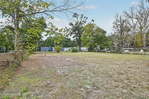 1614 Loyola Drive N Jacksonville FL 32218
