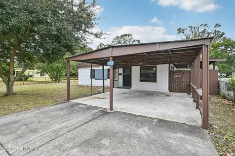 1614 Loyola Drive N Jacksonville FL 32218