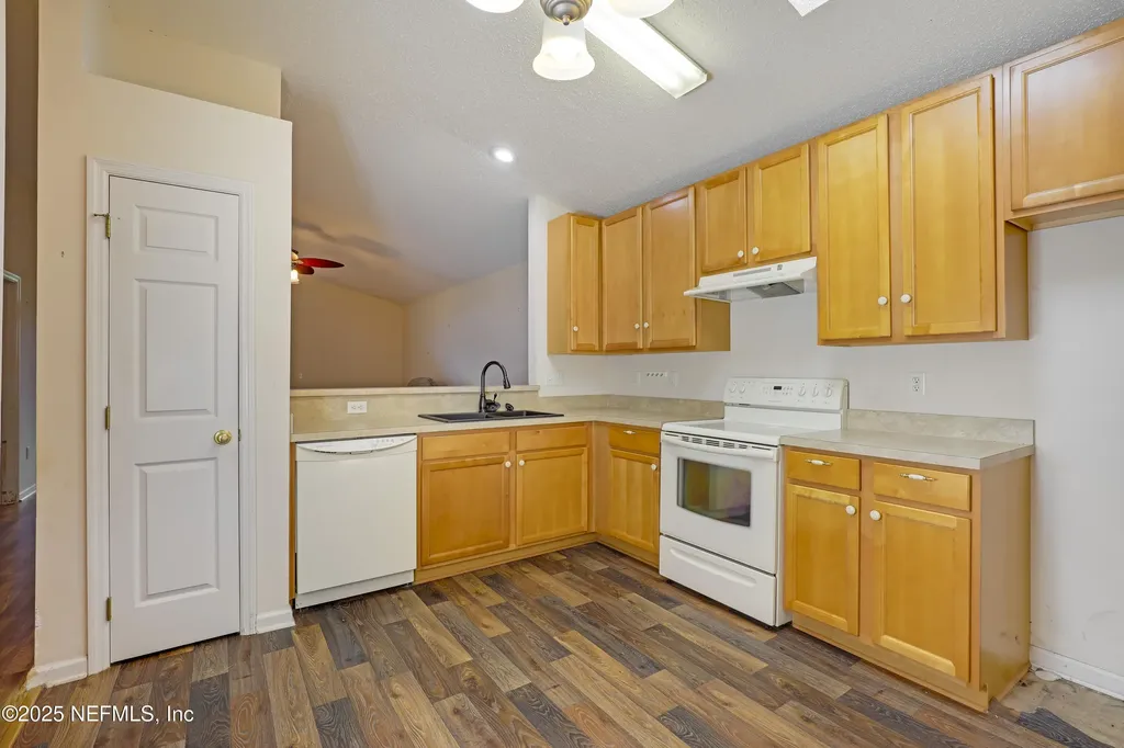 6669 Morse Glen Lane Jacksonville FL 32244