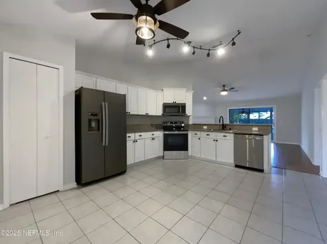 13101 Rogers Island Drive S Jacksonville FL 32224