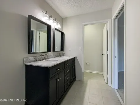13101 Rogers Island Drive S Jacksonville FL 32224