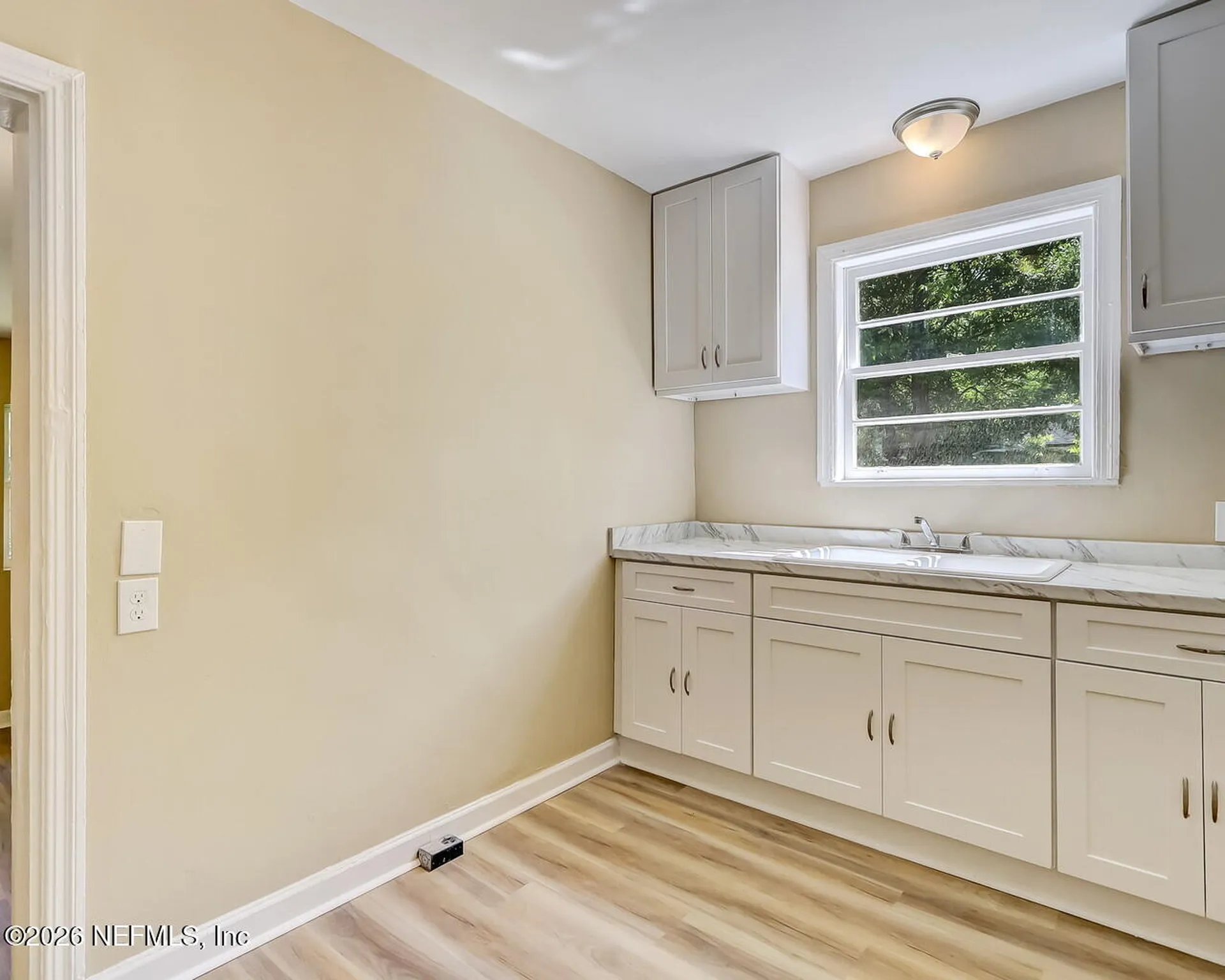 3527 Hyacinth Street Jacksonville FL 32254