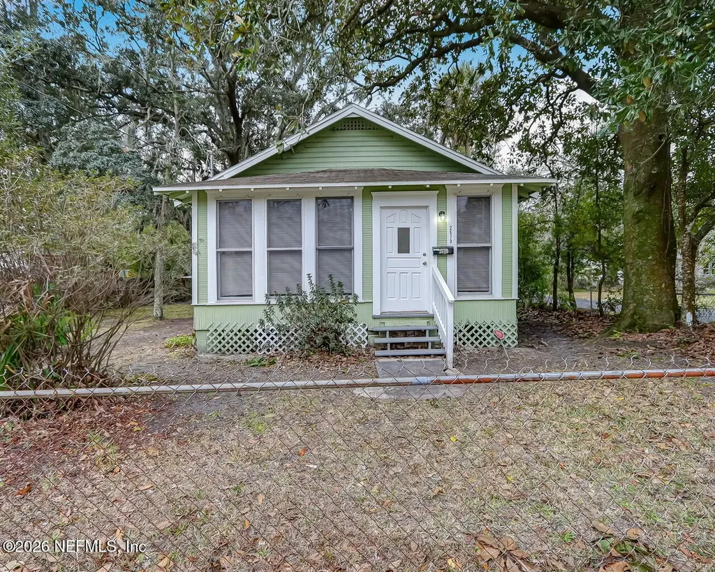 2670 Lowell Avenue Jacksonville FL 32254