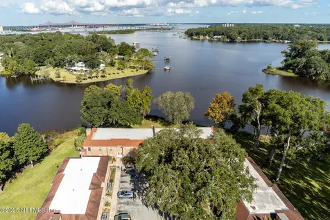 5201 Atlantic Boulevard Jacksonville FL 32207