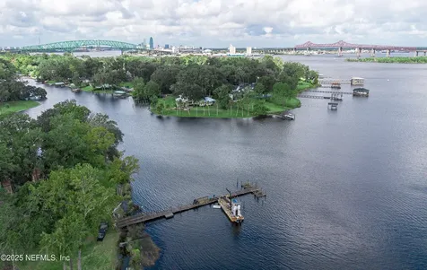 5201 Atlantic Boulevard Jacksonville FL 32207