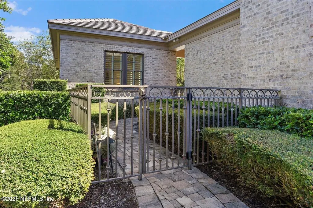 5367 Chandler Bend Drive Jacksonville FL 32224