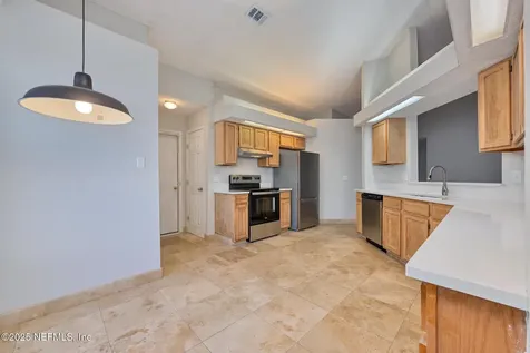 2148 Heath Green Place N Jacksonville FL 32246