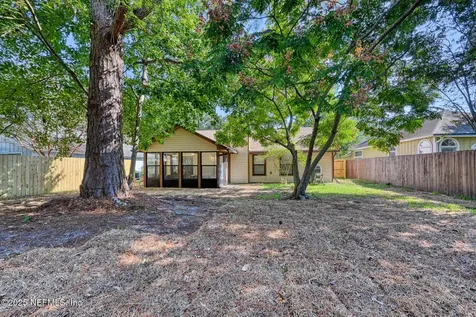 2148 Heath Green Place N Jacksonville FL 32246