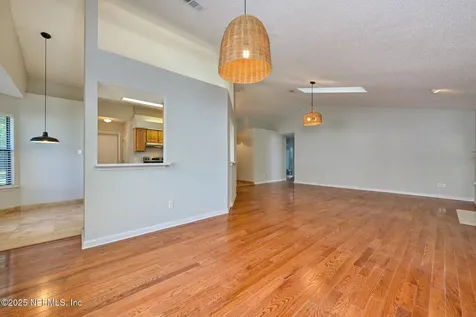 2148 Heath Green Place N Jacksonville FL 32246