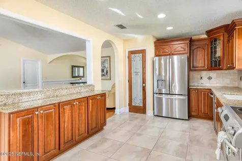 2829 Sans Pareil Street Jacksonville FL 32246