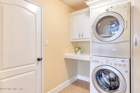 2829 Sans Pareil Street Jacksonville FL 32246