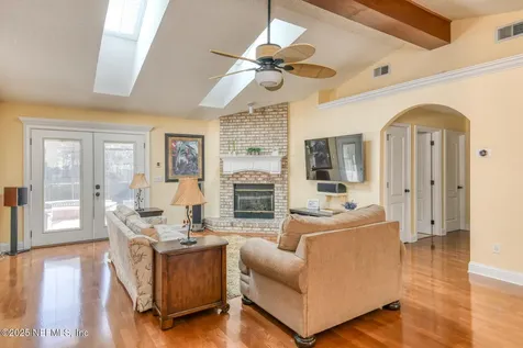 2829 Sans Pareil Street Jacksonville FL 32246