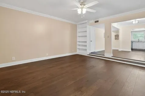4519 Columbus Circle Jacksonville FL 32210