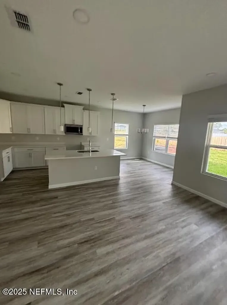 8607 Crystalline Lane Jacksonville FL 32221
