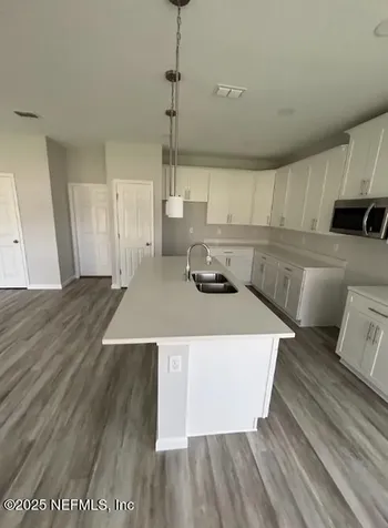 8607 Crystalline Lane Jacksonville FL 32221